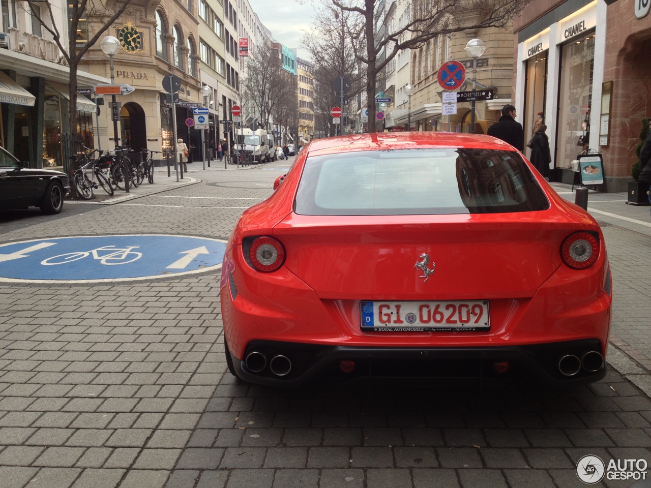 Ferrari FF