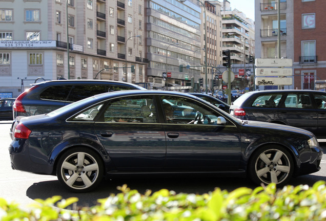 Audi RS6 Sedan C5