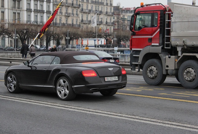 Bentley Continental GTC 2012