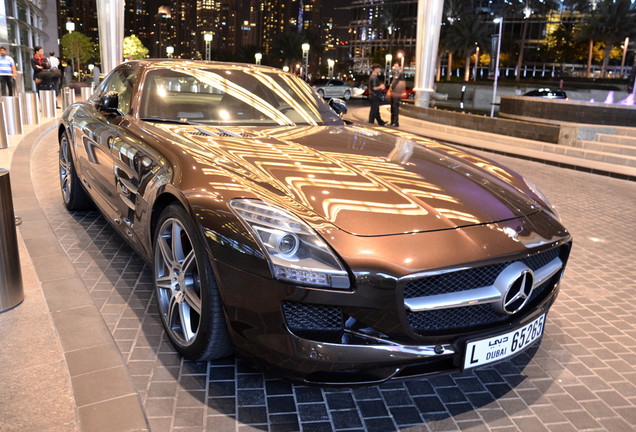 Mercedes-Benz SLS AMG