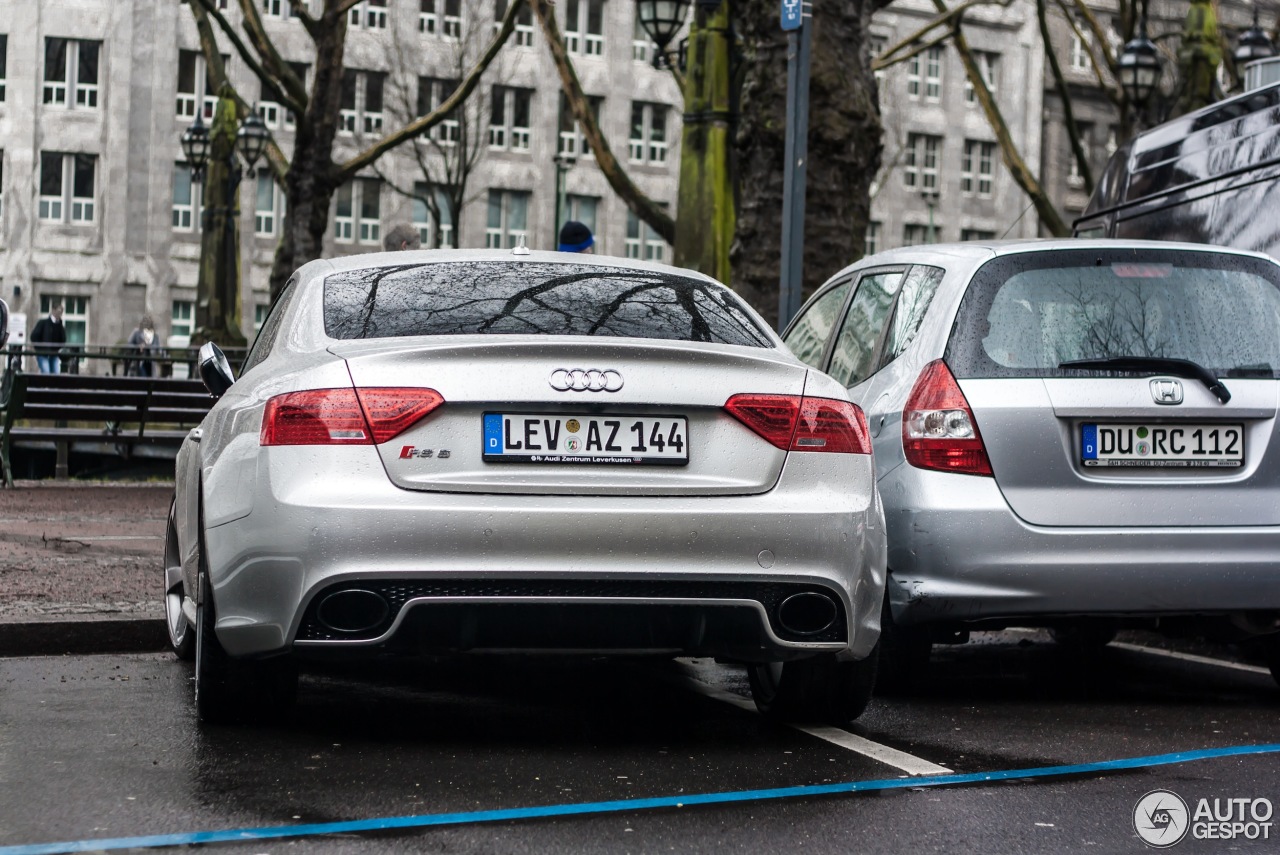 Audi RS5 B8 2012