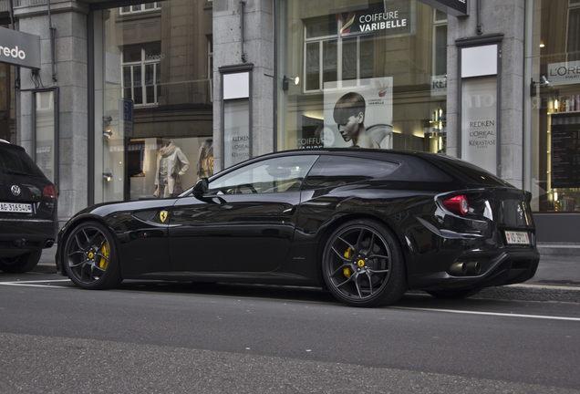 Ferrari FF