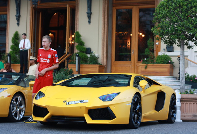 Lamborghini Aventador LP700-4