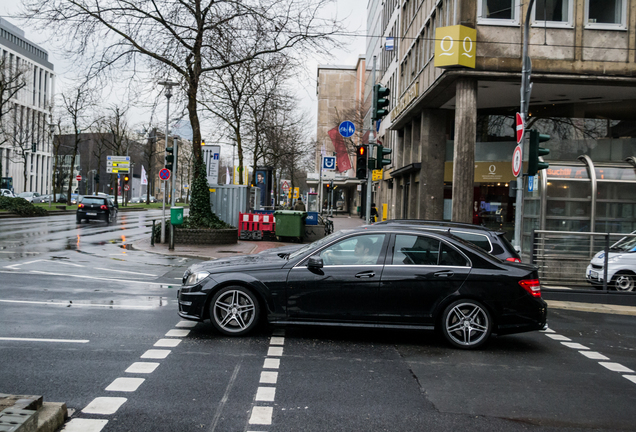 Mercedes-Benz C 63 AMG W204 2012