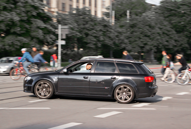 Audi RS4 Avant B7