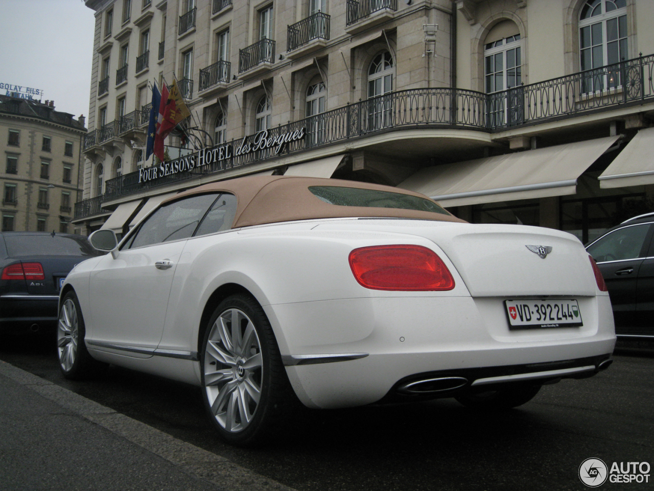 Bentley Continental GTC 2012