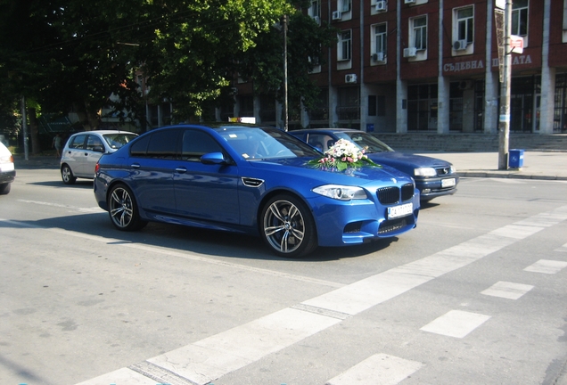 BMW M5 F10 2011