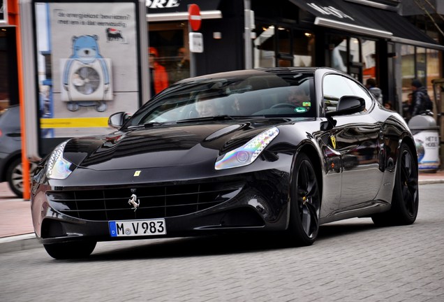 Ferrari FF