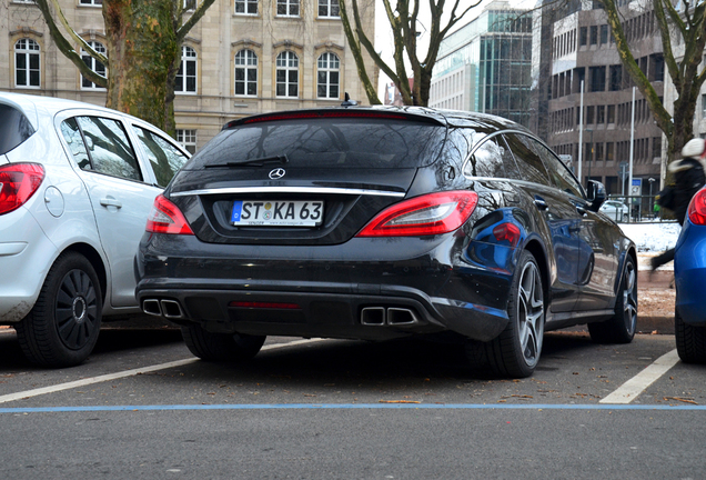 Mercedes-Benz CLS 63 AMG X218 Shooting Brake