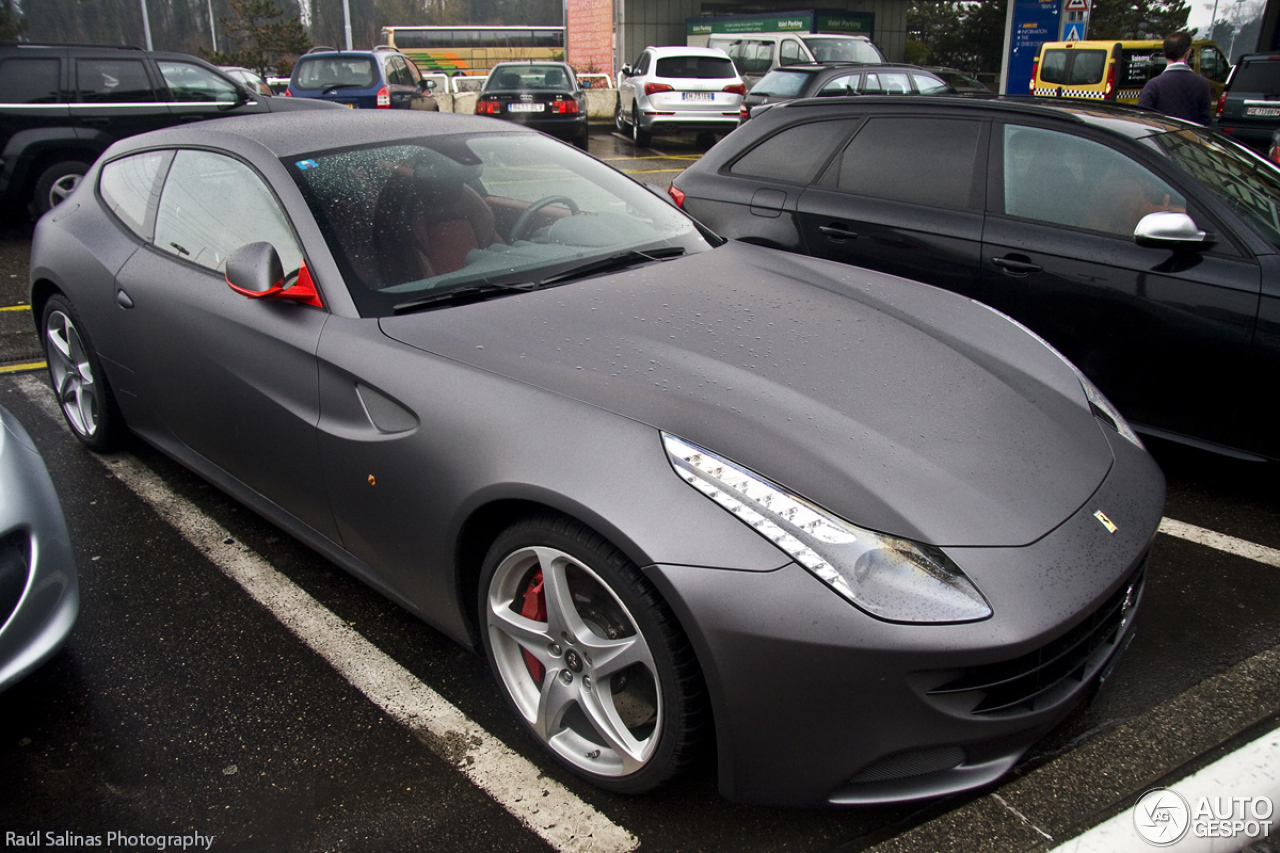 Ferrari FF