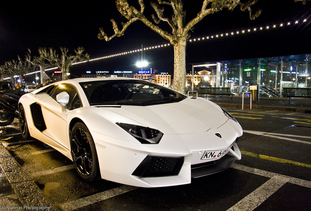 Lamborghini Aventador LP700-4