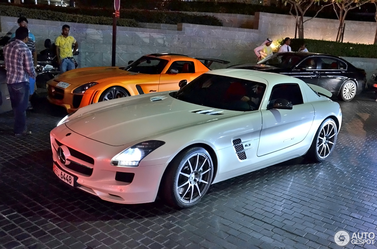 Mercedes-Benz SLS AMG