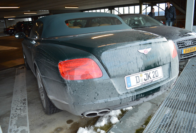 Bentley Continental GTC V8