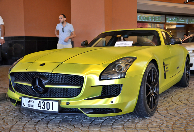 Mercedes-Benz SLS AMG