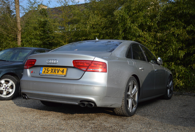 Audi S8 D4