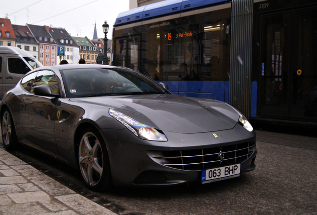 Ferrari FF