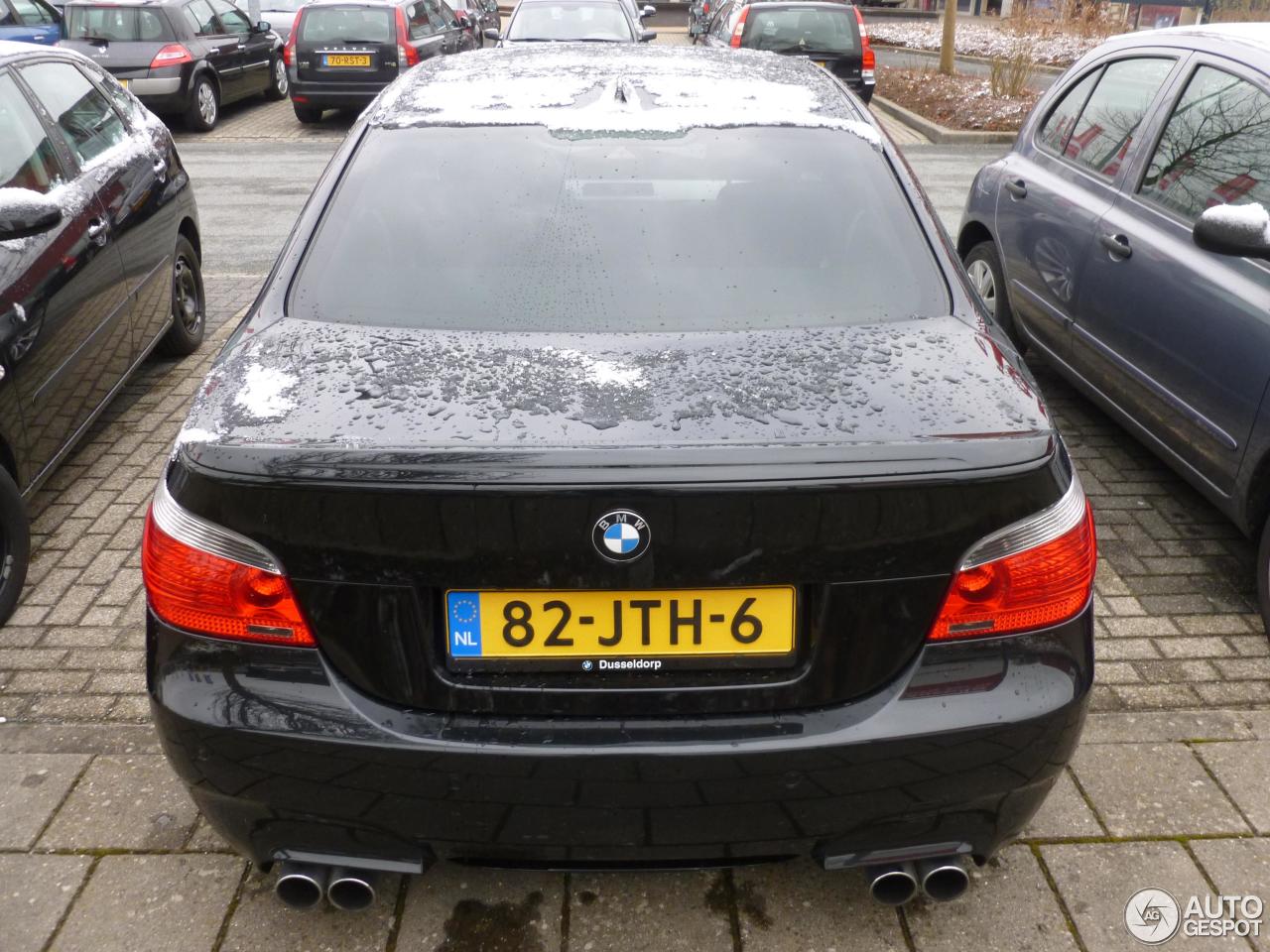 BMW M5 E60 2005