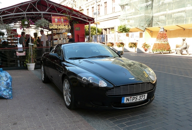 Aston Martin DB9