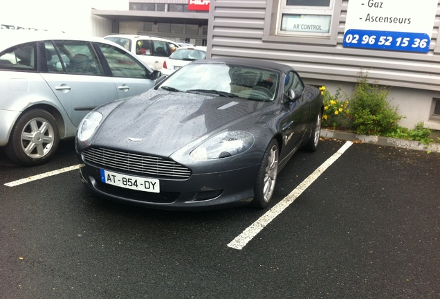 Aston Martin DB9 Volante