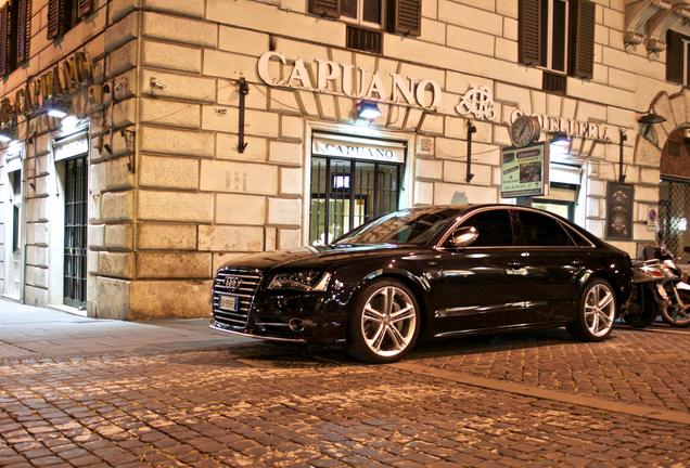 Audi S8 D4