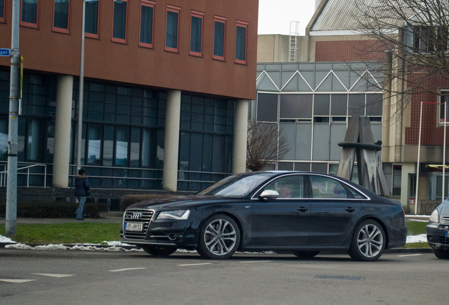 Audi S8 D4