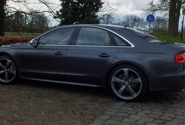 Audi S8 D4