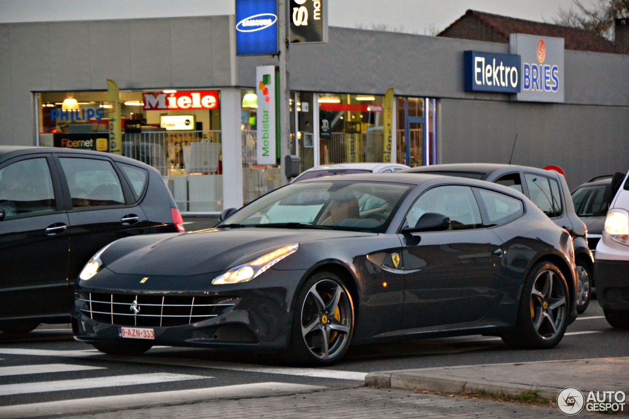 Ferrari FF