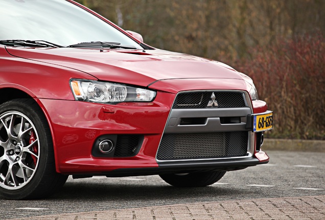 Mitsubishi Lancer Evolution X MR