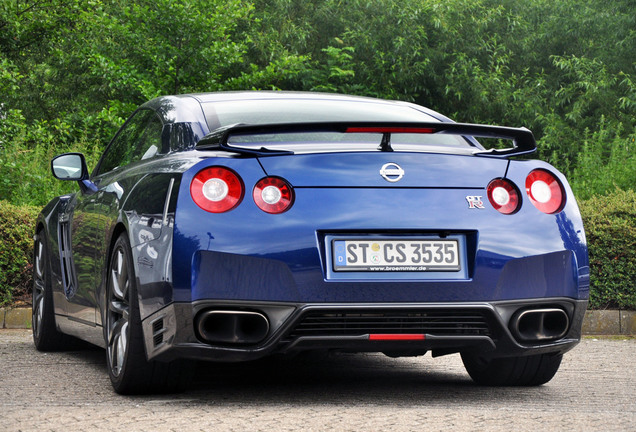 Nissan GT-R 2011