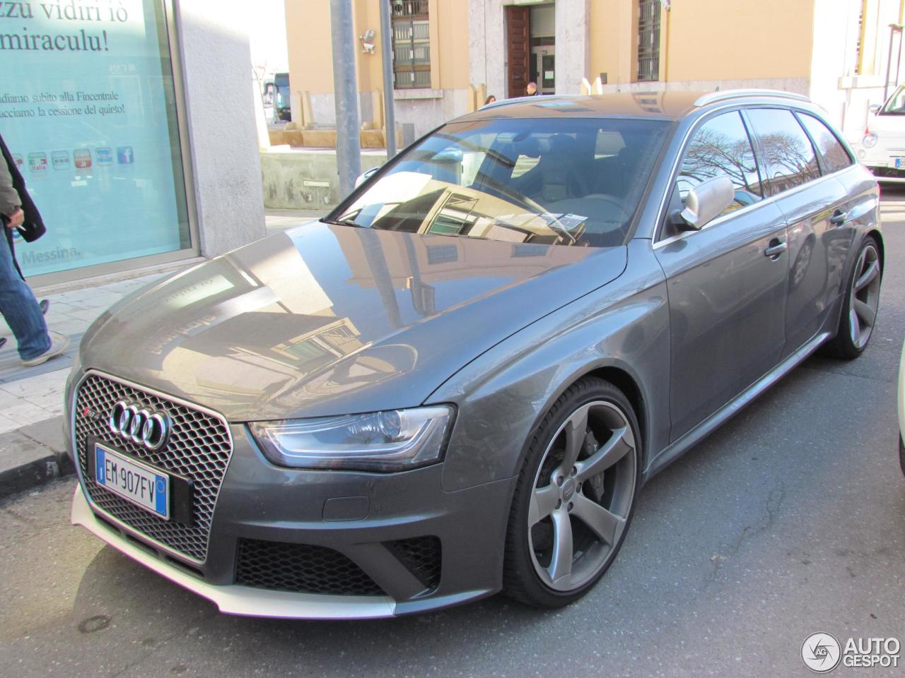 Audi RS4 Avant B8