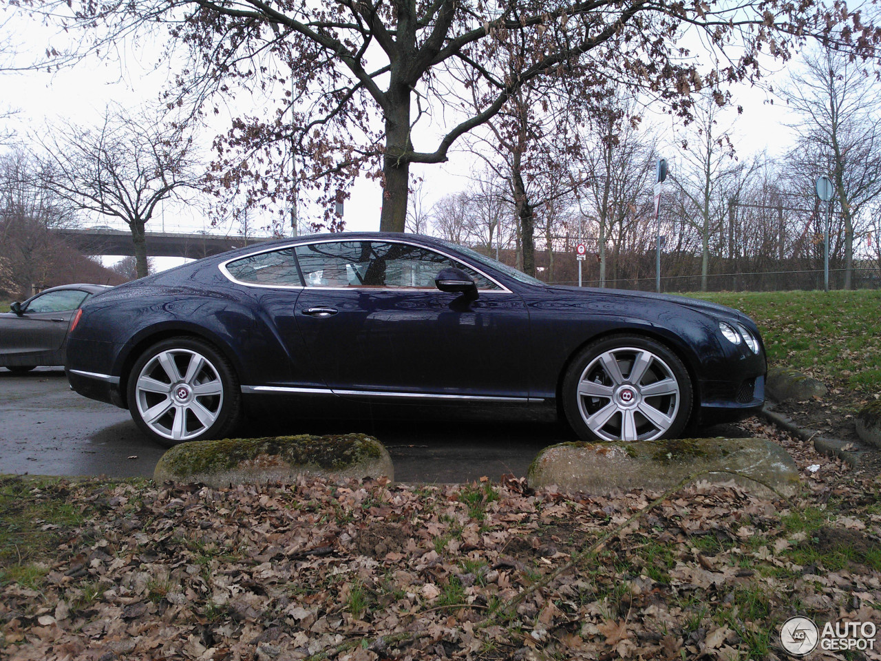 Bentley Continental GT V8