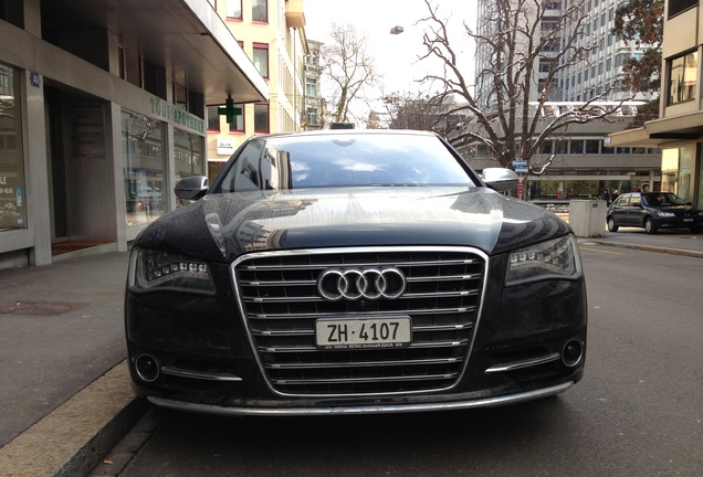 Audi S8 D4