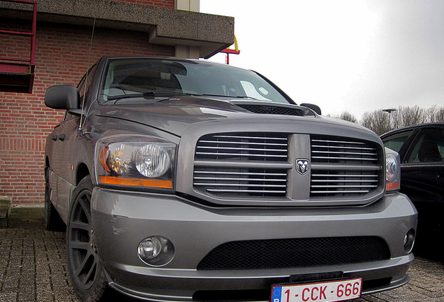 Dodge RAM SRT-10 Quad-Cab