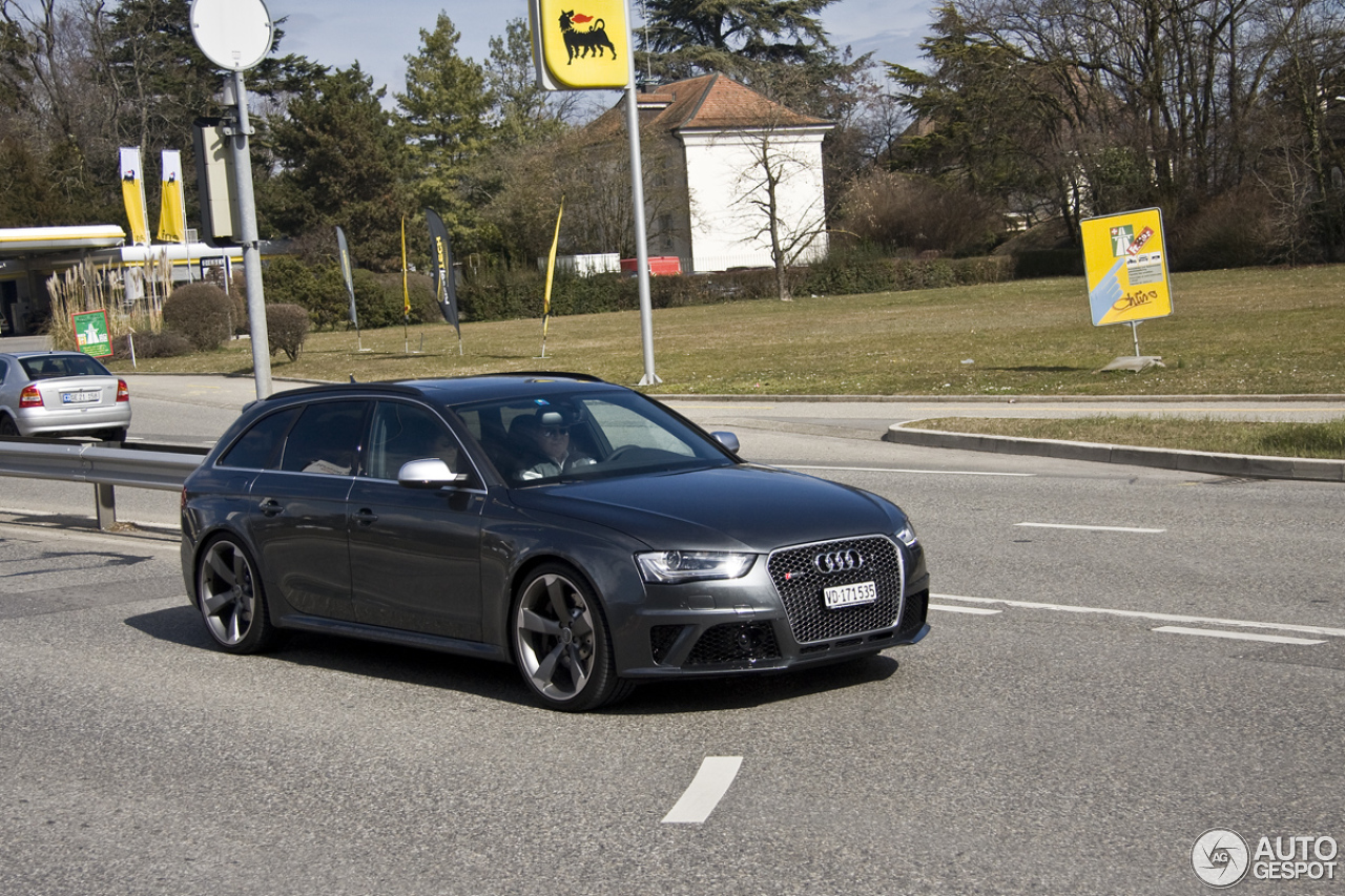 Audi RS4 Avant B8