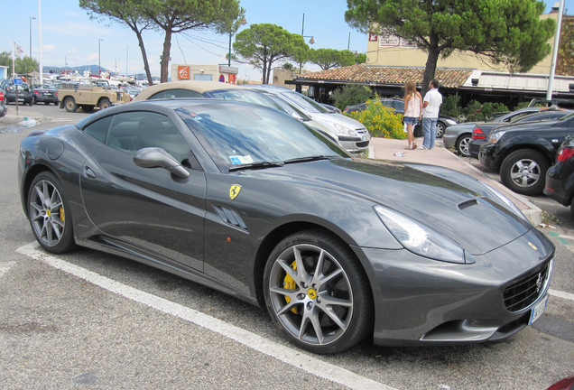 Ferrari California