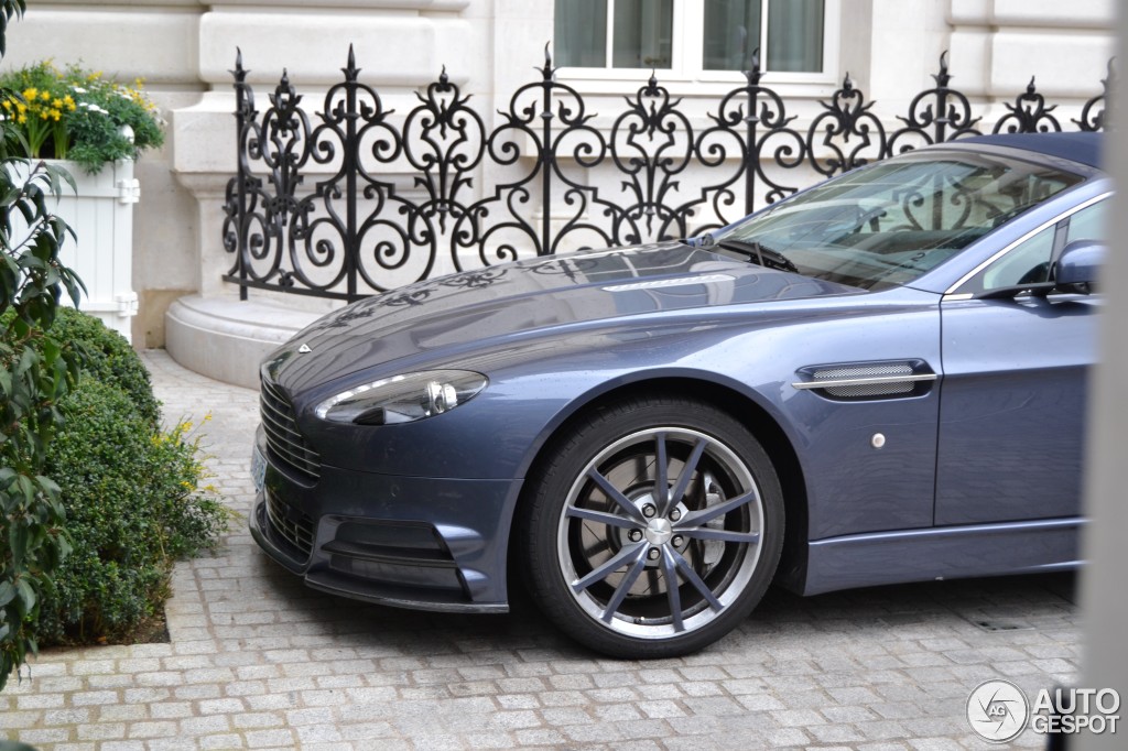 Aston Martin Mansory V8 Vantage Roadster