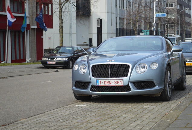 Bentley Continental GTC V8