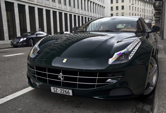 Ferrari FF