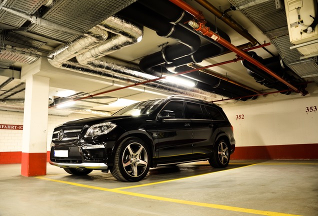 Mercedes-Benz GL 63 AMG X166