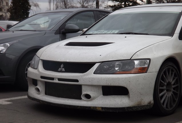 Mitsubishi Lancer Evolution IX FQ-340