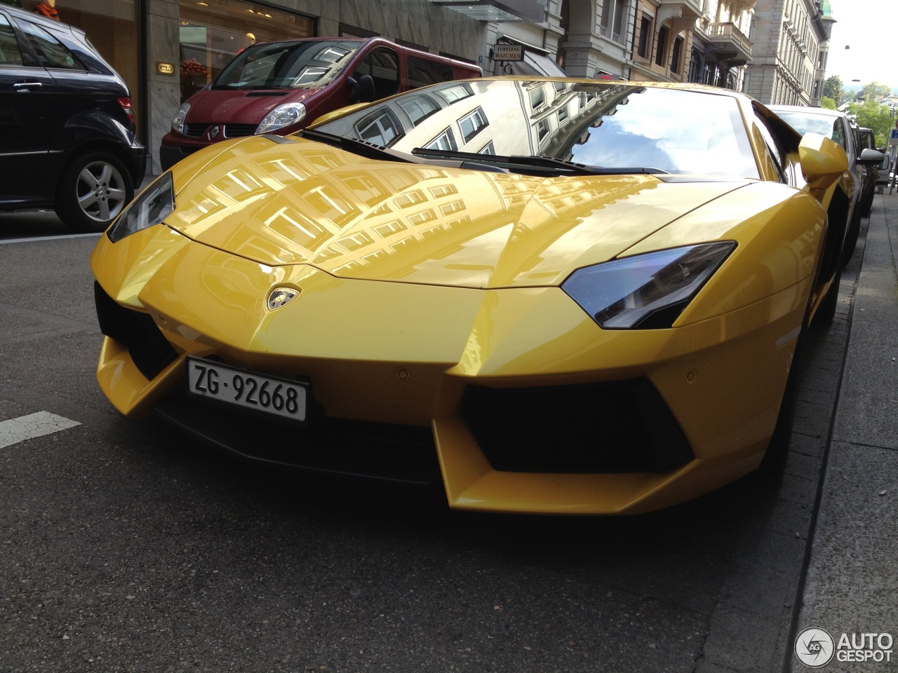 Lamborghini Aventador LP700-4