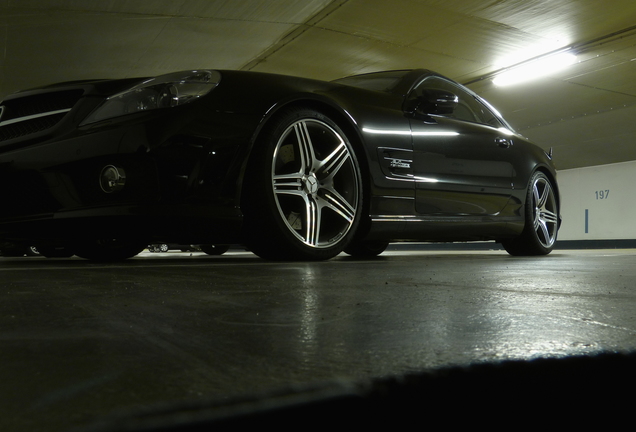 Mercedes-Benz SL 63 AMG