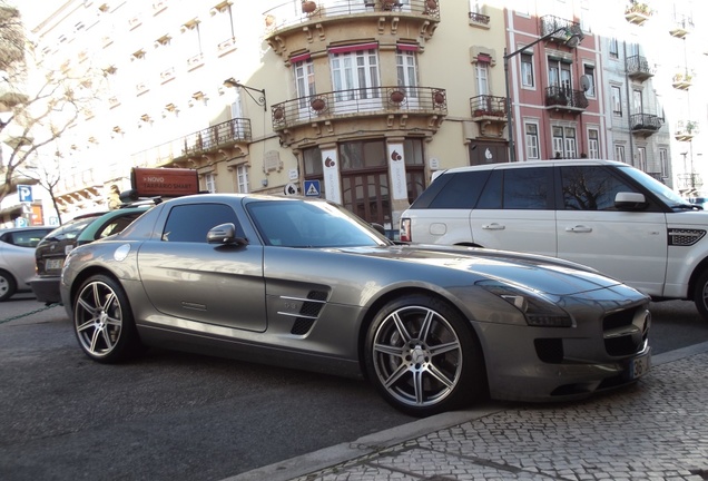 Mercedes-Benz SLS AMG