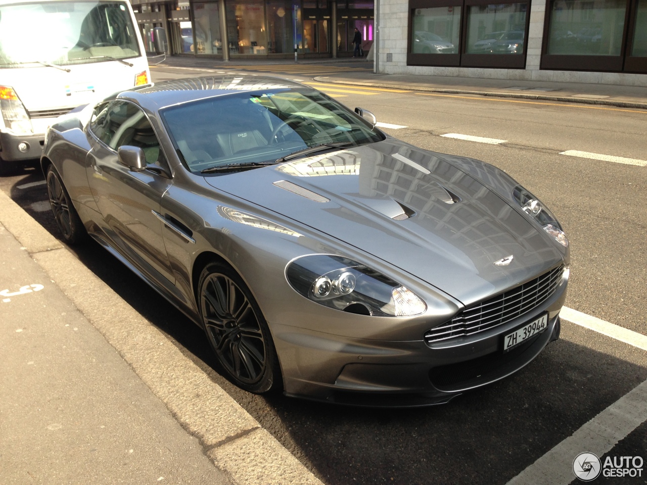 Aston Martin DBS