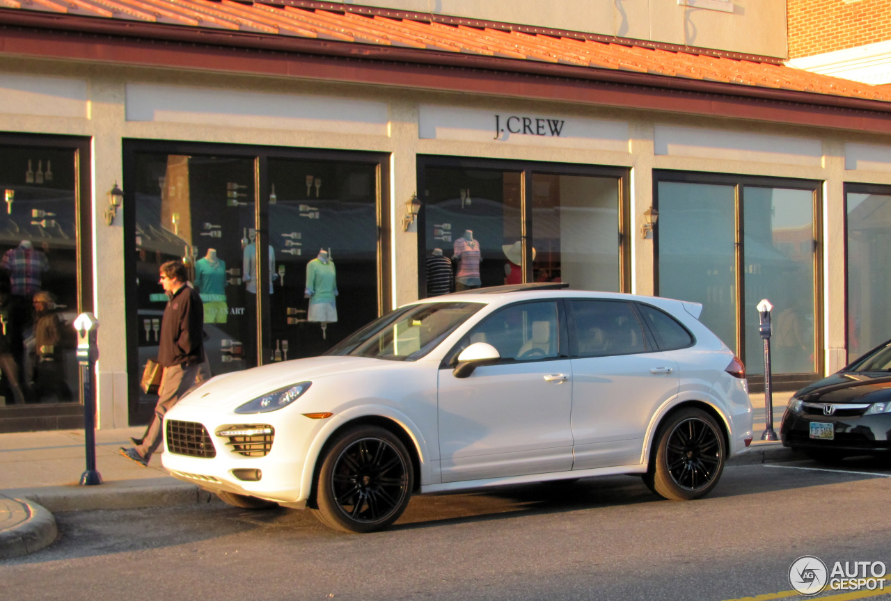 Porsche 958 Cayenne GTS