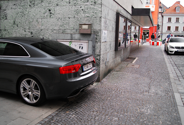 Audi RS5 B8 2012