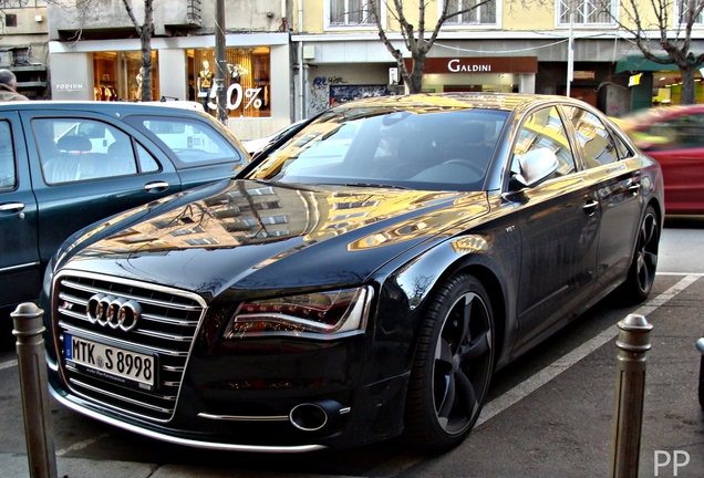 Audi S8 D4