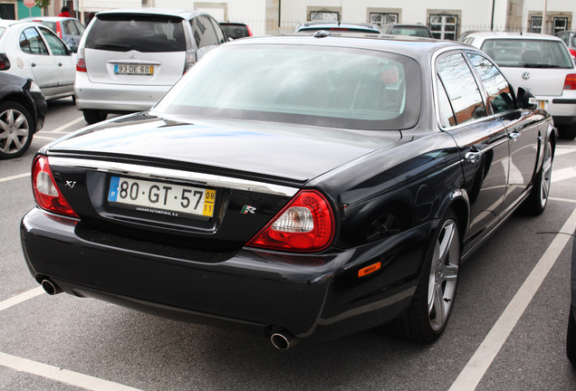 Jaguar XJR Portfolio