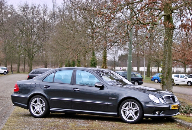 Mercedes-Benz E 55 AMG