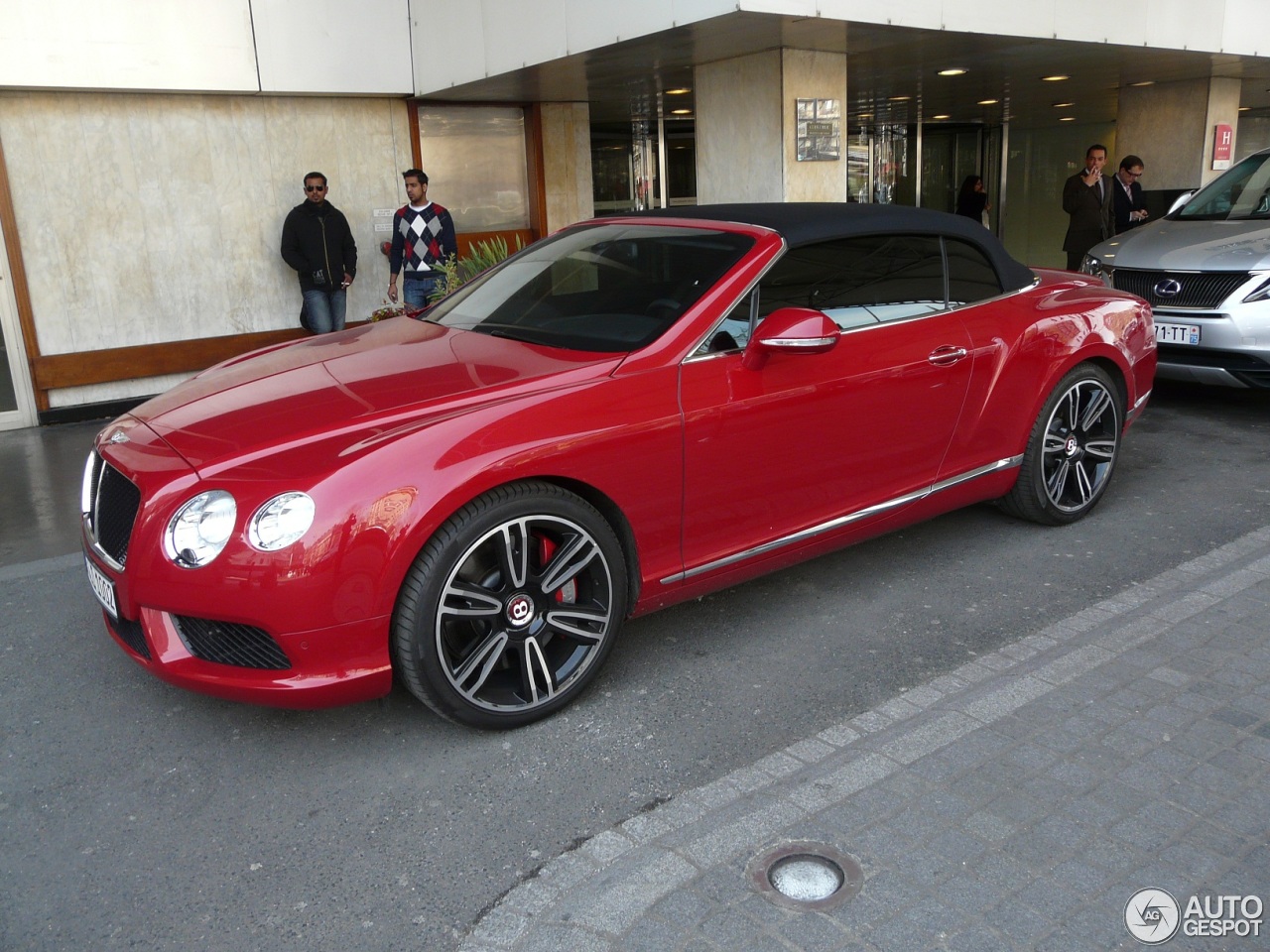 Bentley Continental GTC V8